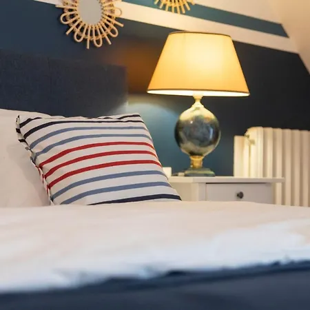La Bellevue - Bed & Breakfast *
