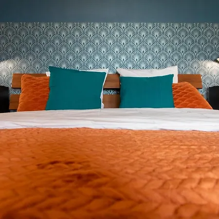 住宿加早餐酒店 La Bellevue -